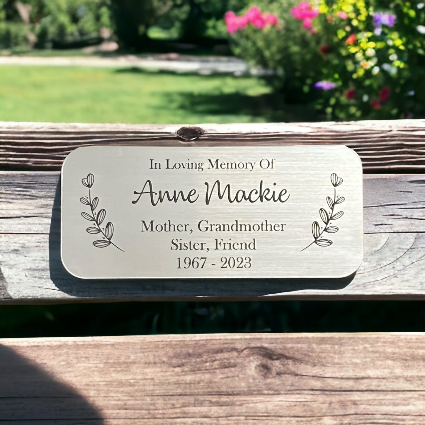 Bench Memorial Plaques in Gold and Silver